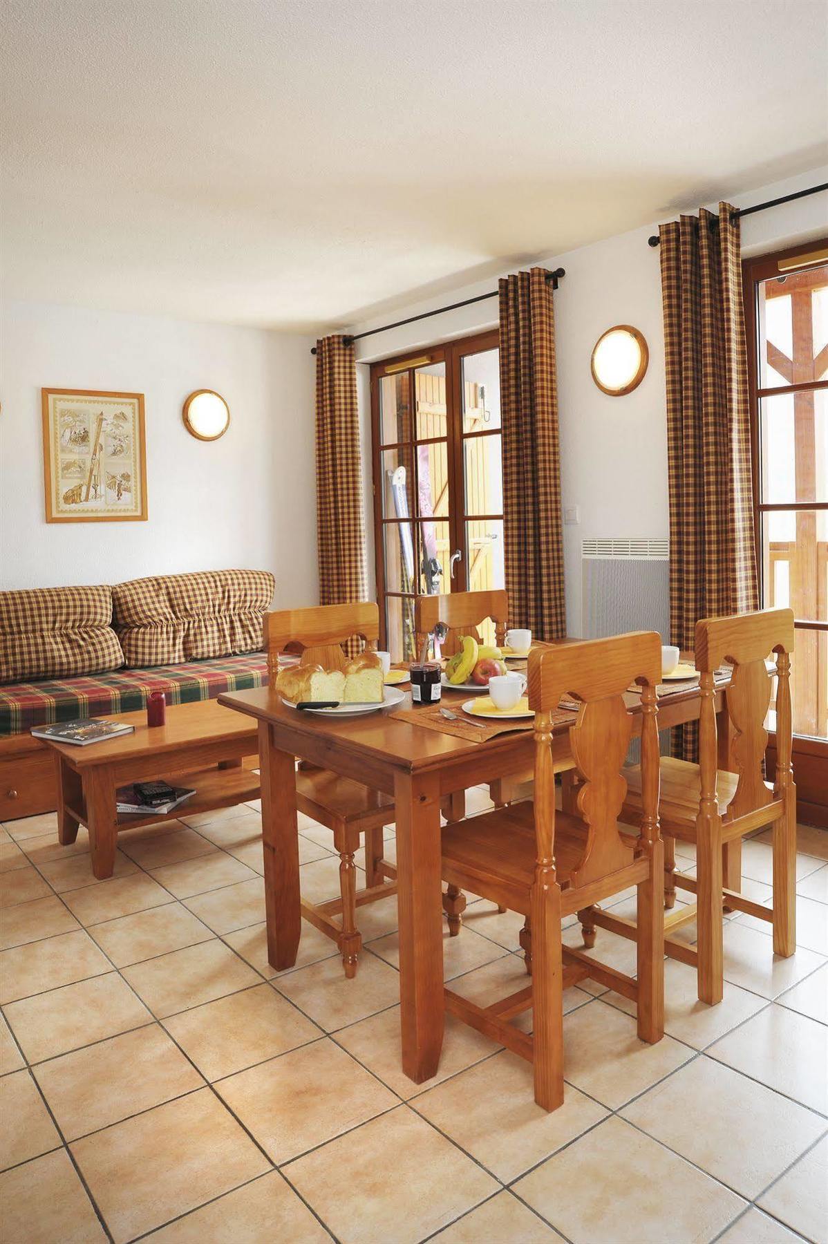 Residence Nemea Les Chalets D'Estive Cauterets Exterior photo